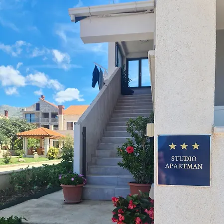 Apartman Ivan Mlini Exterior photo